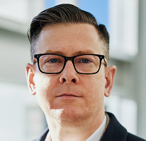 加密貨幣交易公司高階主管 Alexander Hughes 的執行長肖像
